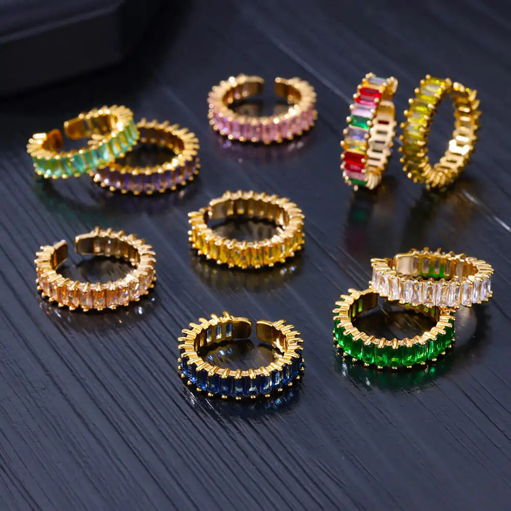 Multicolor rings