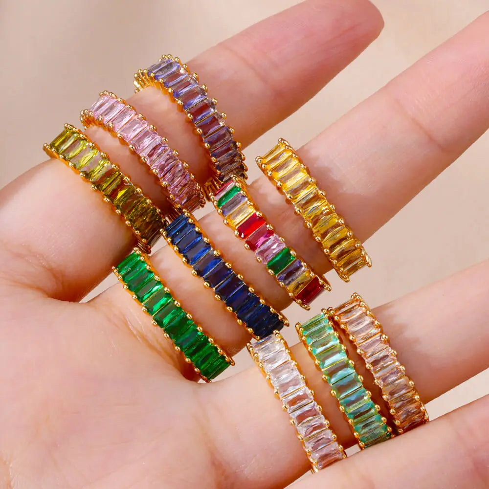 Multicolor rings