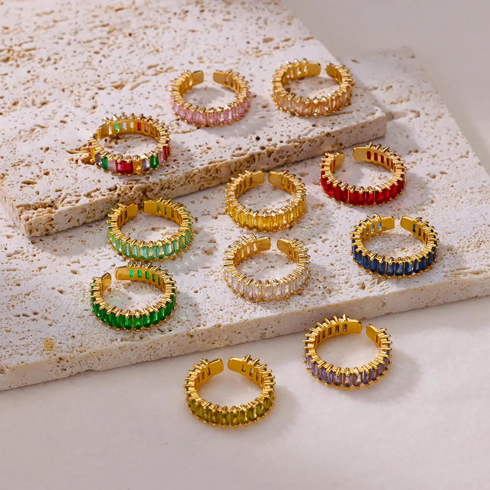 Multicolor rings